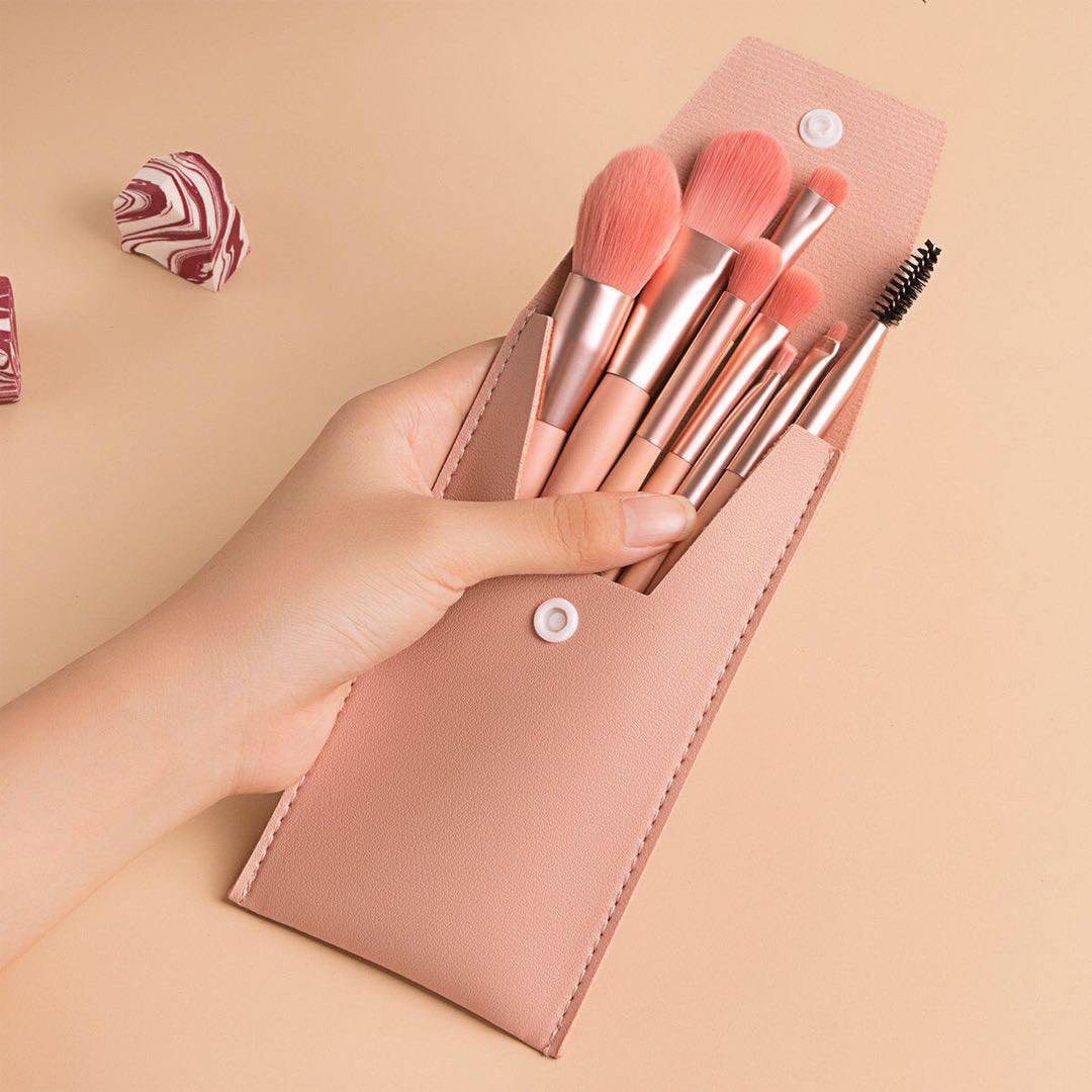 Portable Set Of 8 Mini Beauty Makeup Brushes Portable Set Of 8 Mini Beauty Makeup Brushes